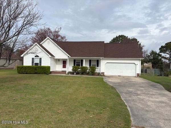 2003 Farmstead Court, Morehead City, NC 28557