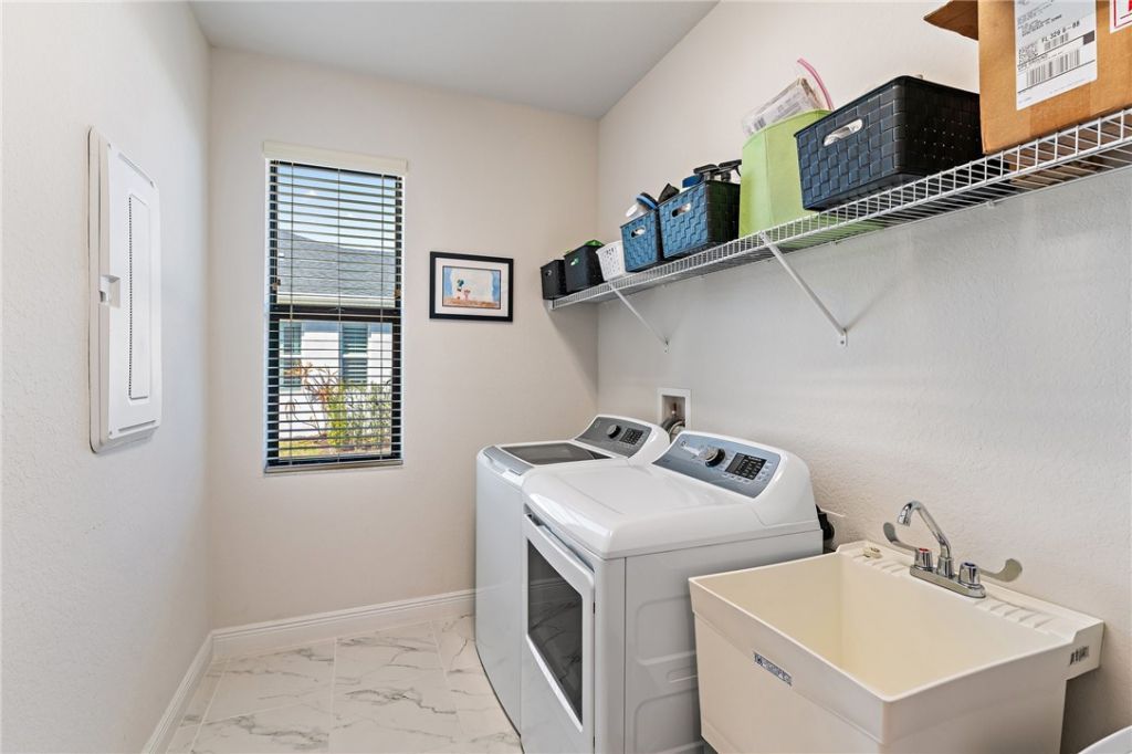 6291 Arcadia Square, Vero Beach, FL 32966 Photo