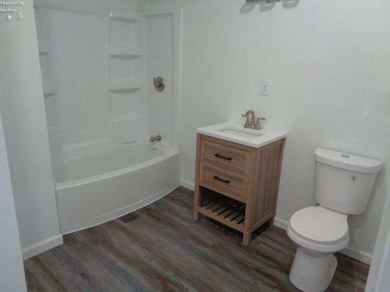 512 Dale Avenue, Willard, OH 44890 Photo 13