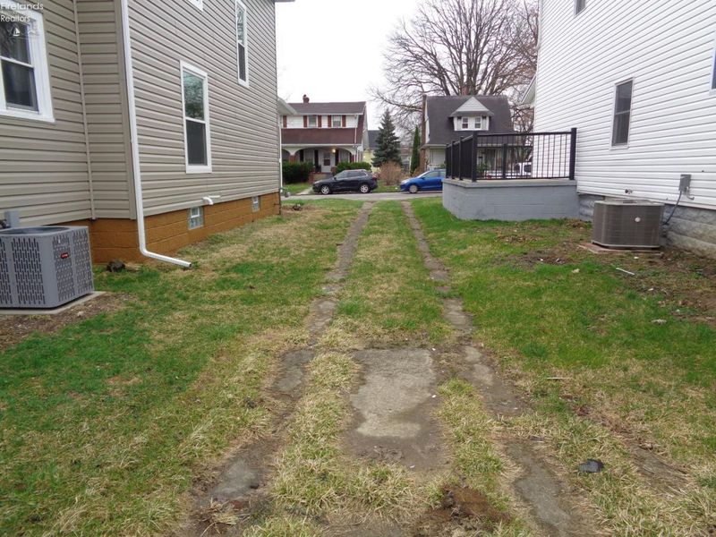 512 Dale Avenue, Willard, OH 44890 Photo 24