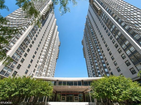 5701 N Sheridan Road , Unit 16C, Chicago, IL 60660