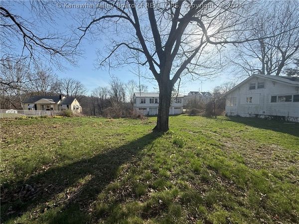 1301-1303 Camden Drive, Charleston, WV 25302