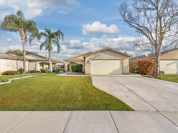 5918 Potenza Lane, Bakersfield, CA 93308