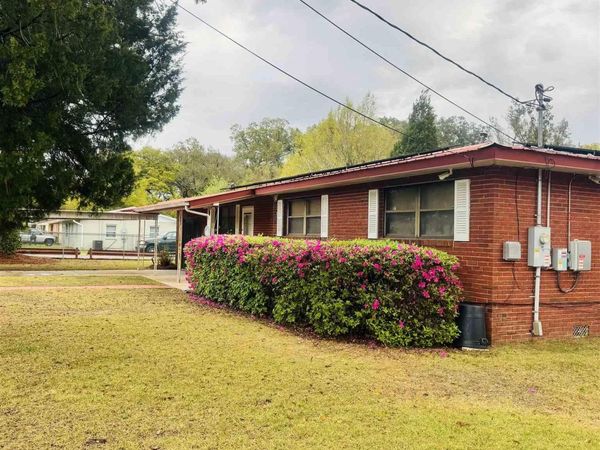 7880 Gregg Rd, Pensacola, FL 32514