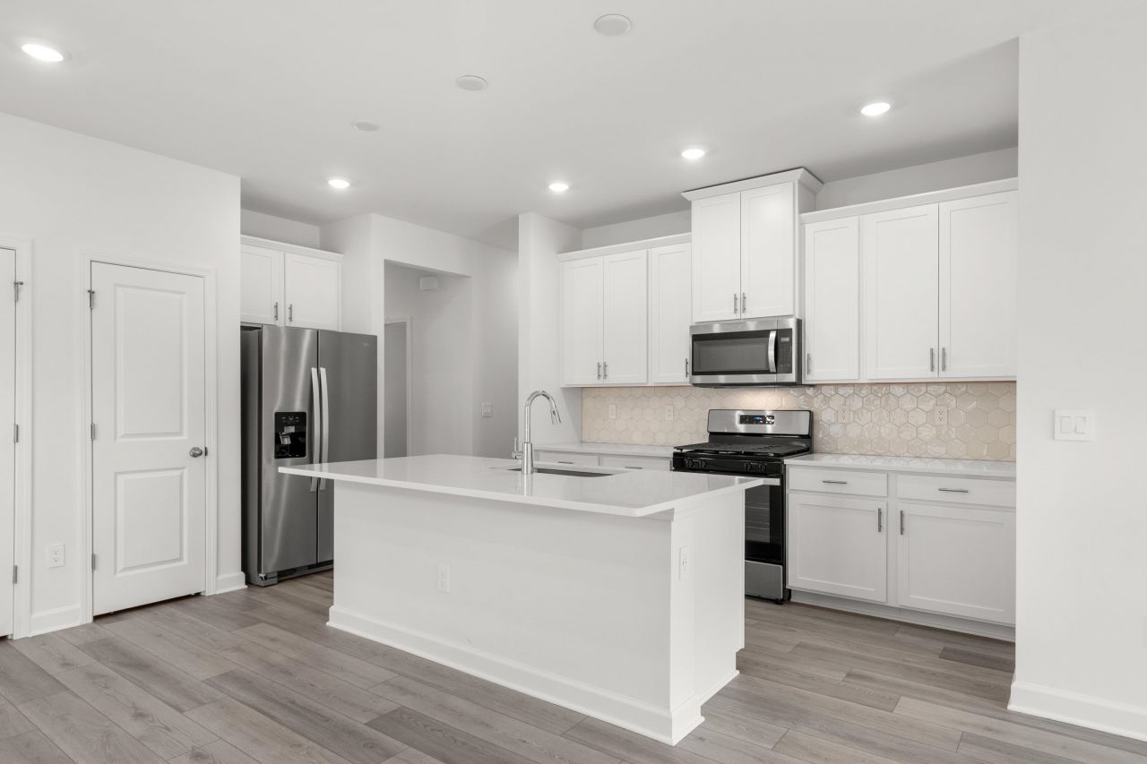 1013 Lauryn Oak Loop Photo 11