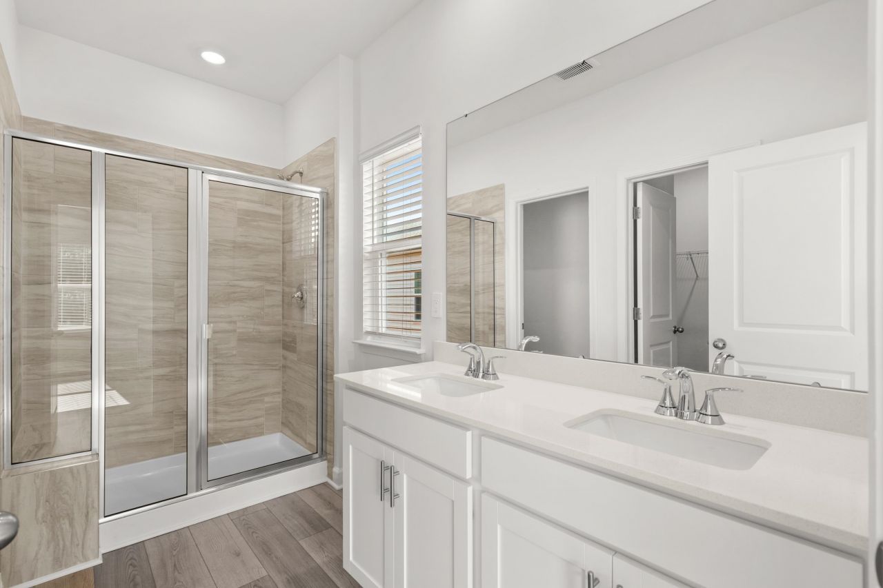 1013 Lauryn Oak Loop Photo 14