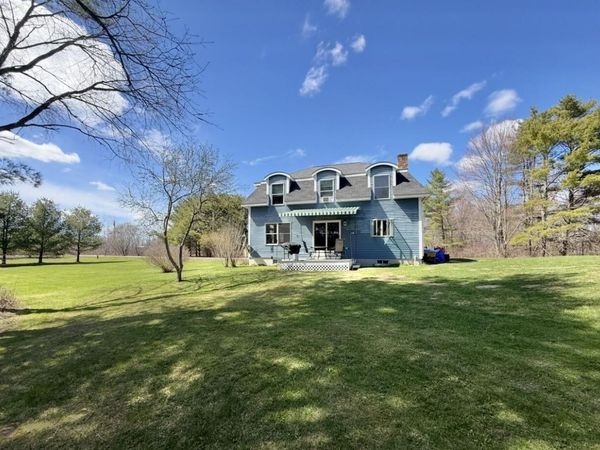 79 S Pleasant Street, Bowdoinham, ME 04008