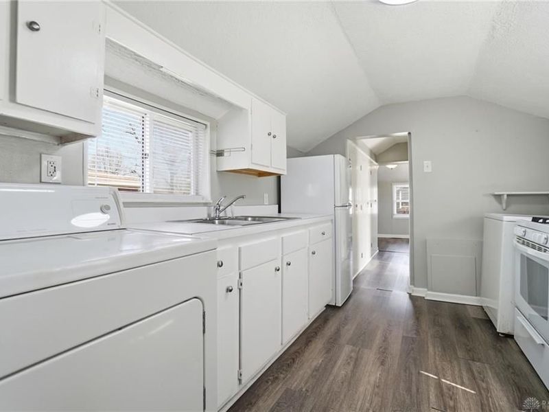 1421 Flesher Avenue, Kettering, OH 45420 Photo 14