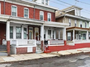 19 COAL STREET, PORT CARBON, PA 17965