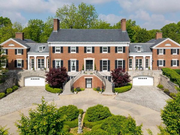 4601 W Legacy Drive, Muncie, IN 47304