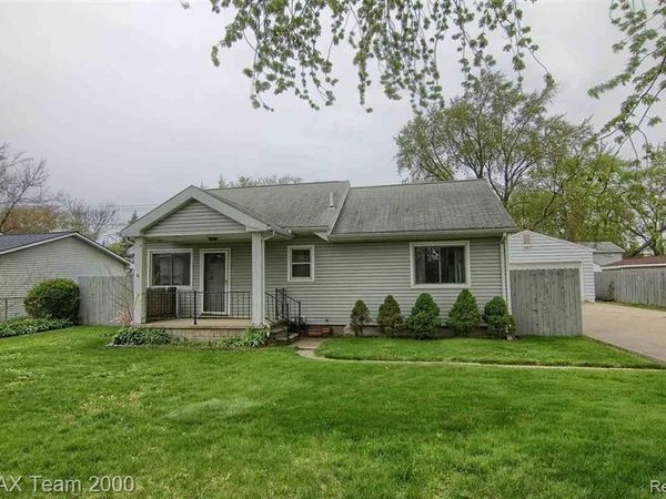1125 Hartland Drive, Troy, MI 48083