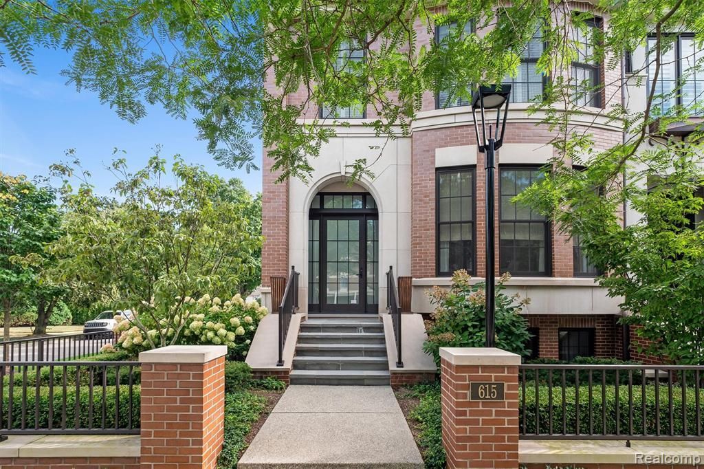 615 W Brown Street , Birmingham, MI 48009 Main Photo