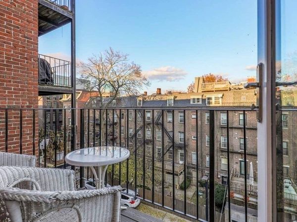 666 Massachusetts Ave, Unit 3, Boston, MA 02118