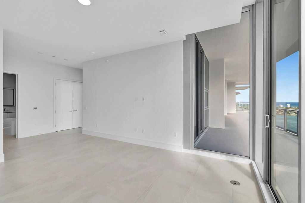 220 Lake Shore Drive, Unit 2411, Lake Park, FL 33403 Photo