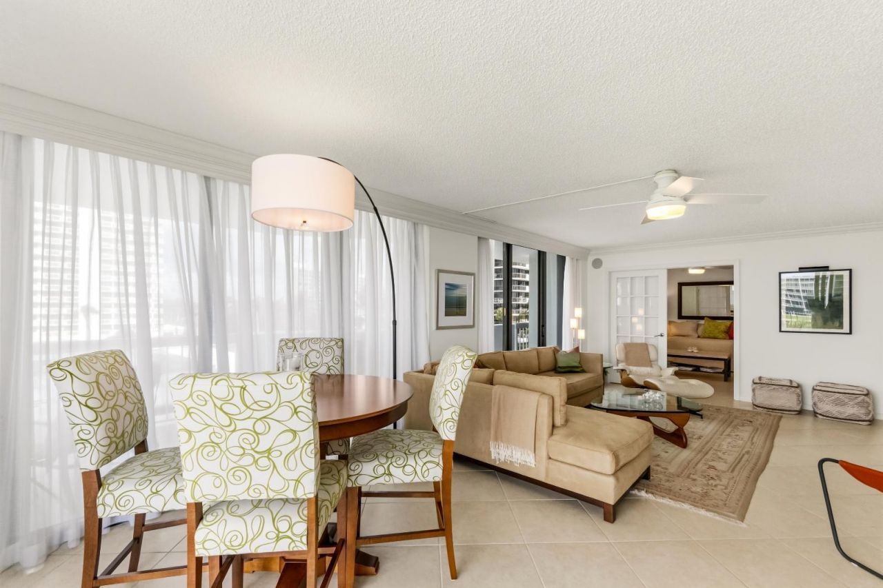 115 Lakeshore Drive, Unit 448, North Palm Beach, FL 33408 Photo