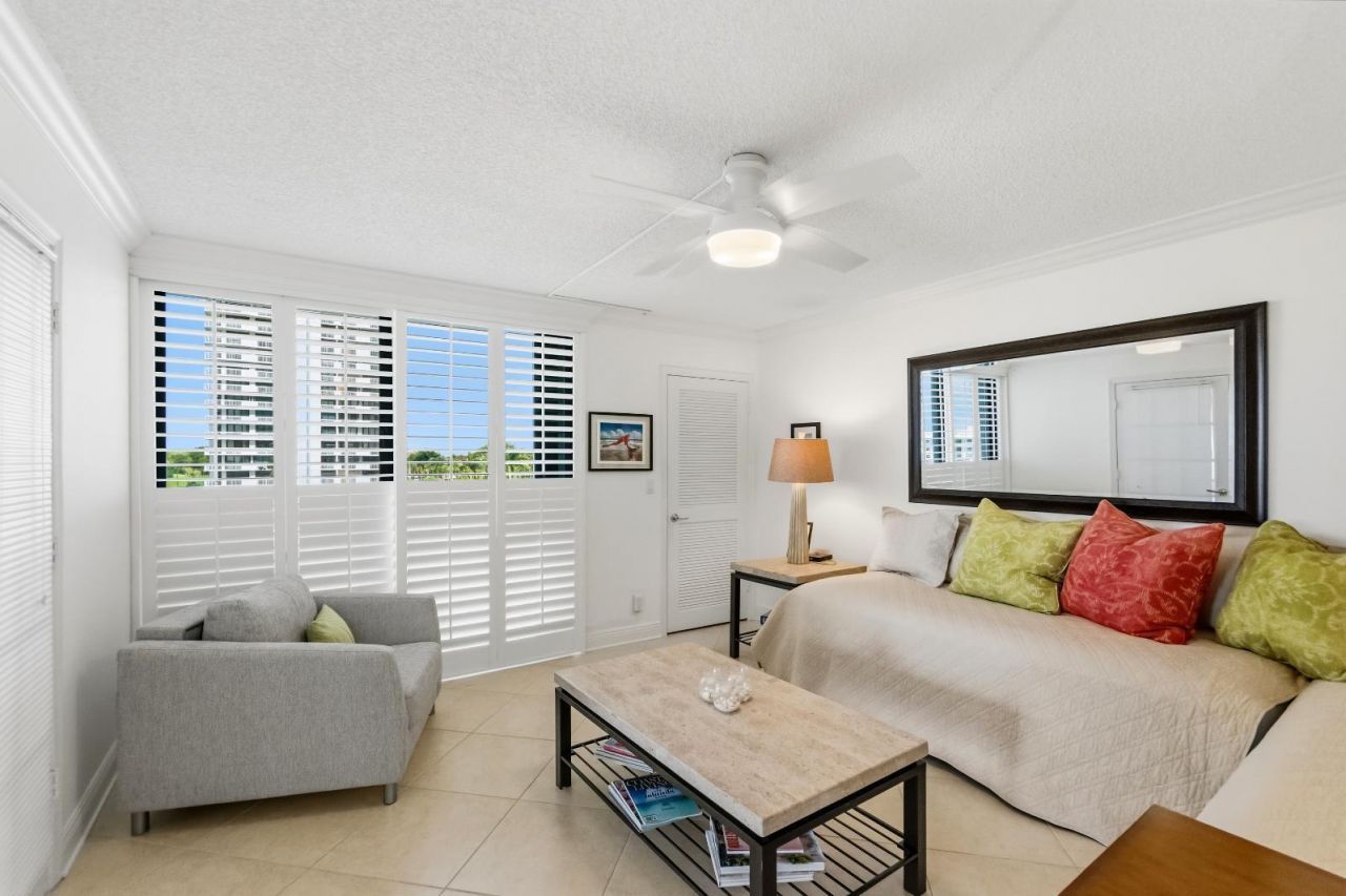 115 Lakeshore Drive, Unit 448, North Palm Beach, FL 33408 Photo