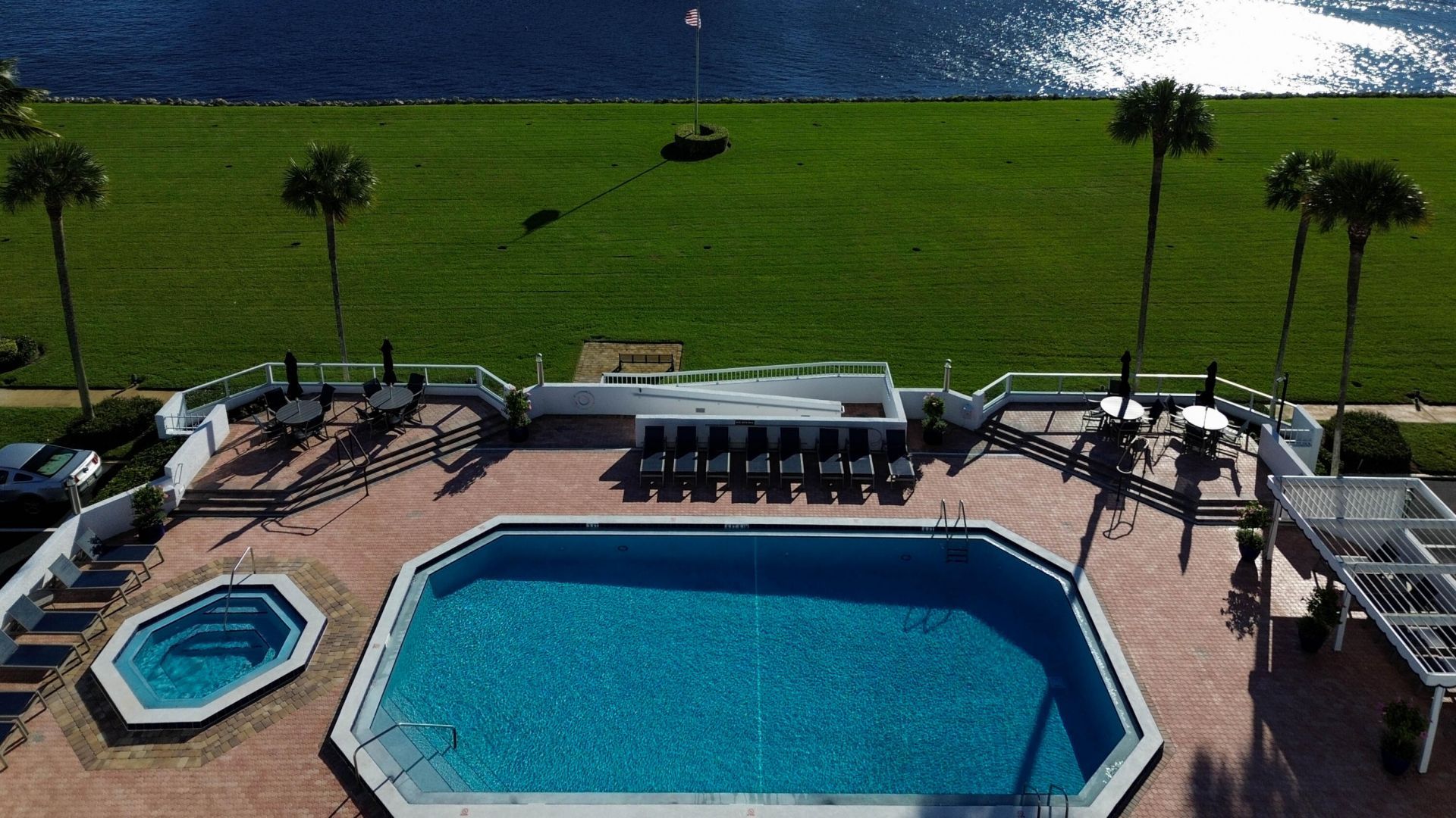 115 Lakeshore Drive, Unit 448, North Palm Beach, FL 33408 Photo