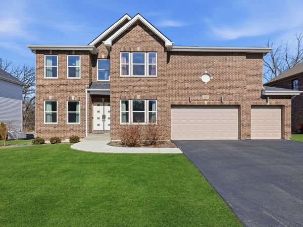 4530 Fairfax Avenue , Palatine, IL 60067