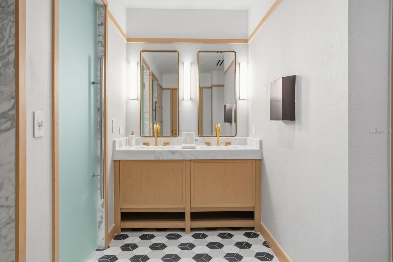 3015 S Ysabella Avenue, Unit 2303, Tampa, FL 33629 Photo