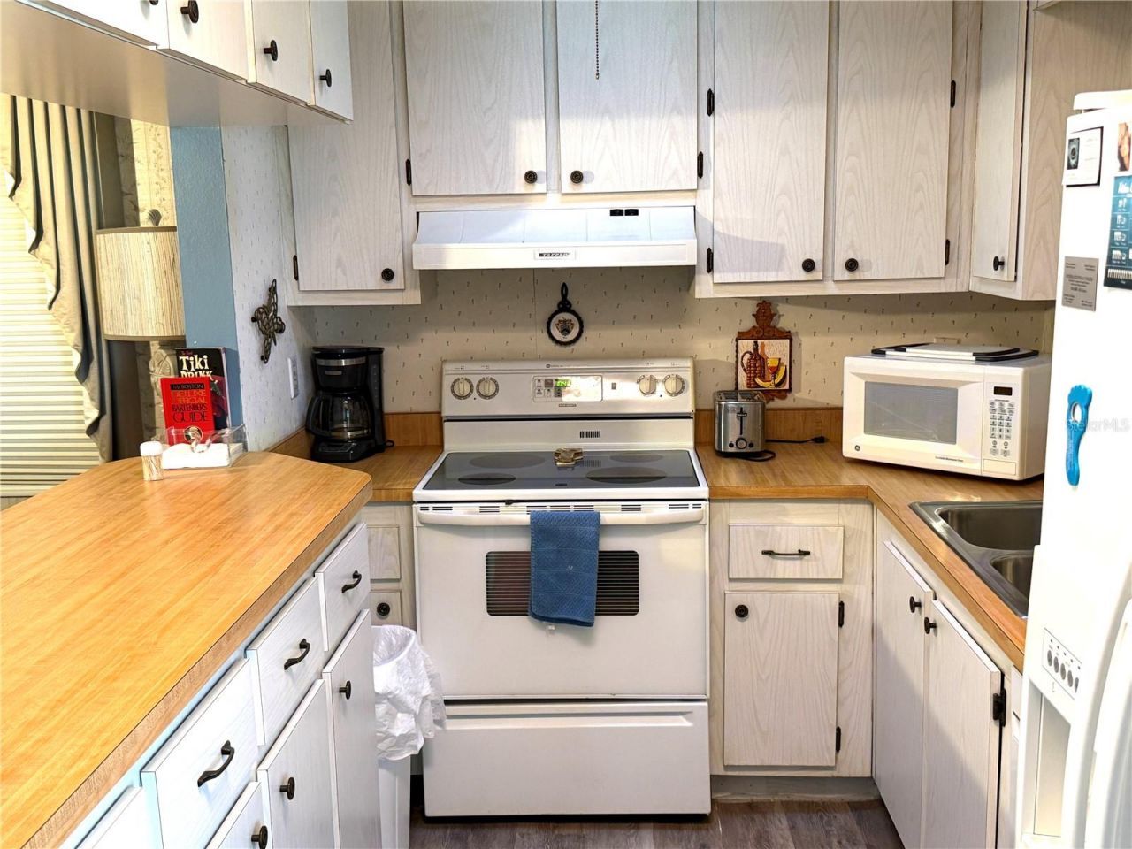 390 301 Boulevard W, Unit 8A, Bradenton, FL 34205 Photo