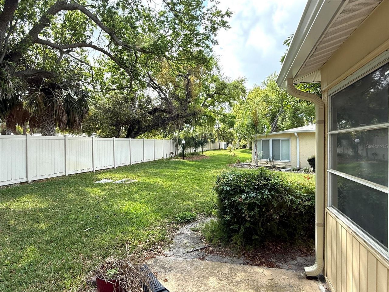 390 301 Boulevard W, Unit 8A, Bradenton, FL 34205 Photo