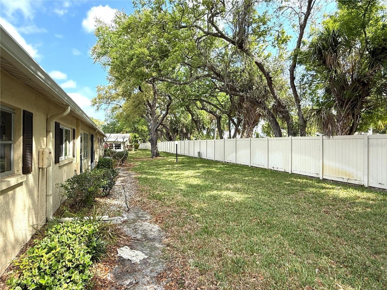 390 301 Boulevard W, Unit 8A, Bradenton, FL 34205 Photo