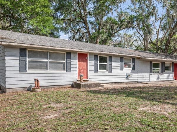 4849 GRAND AVENUE, DE LEON SPRINGS, FL 32130