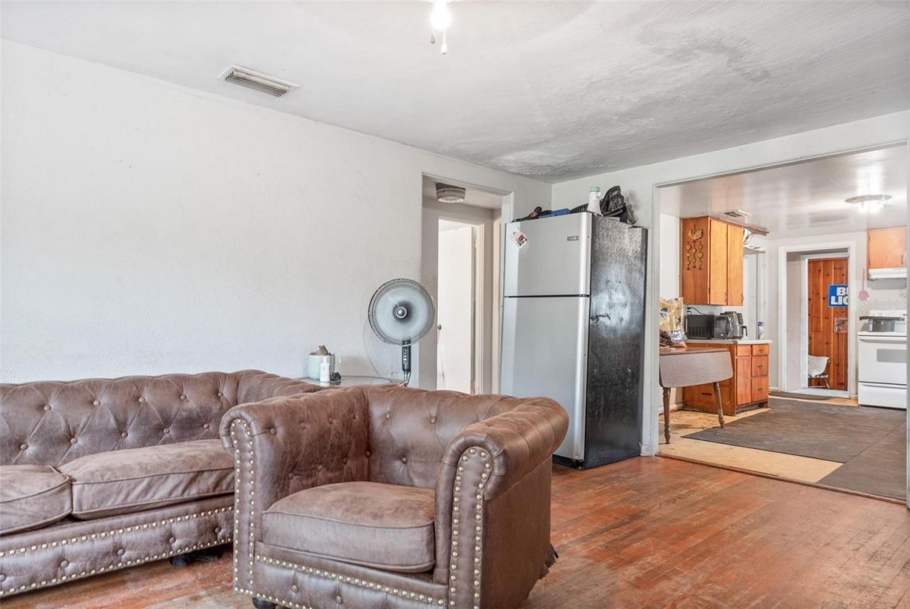 4849 Grand Avenue , De Leon Springs, FL 32130 Photo