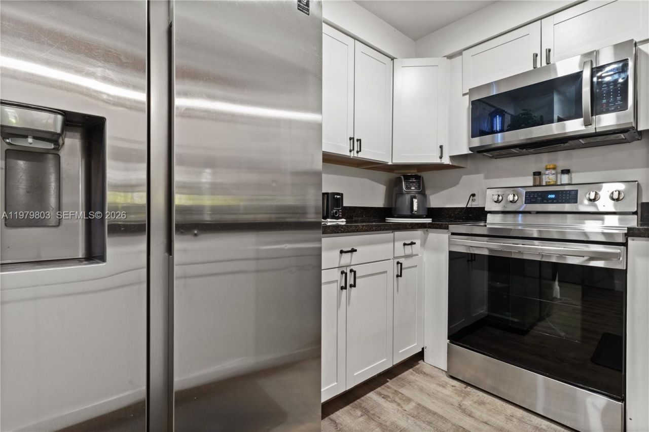 3812 NW 77th Ave , Davie, FL 33024 Photo