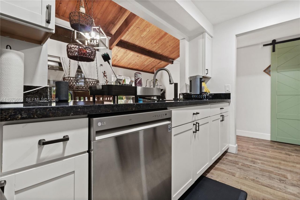 3812 NW 77th Ave , Davie, FL 33024 Photo