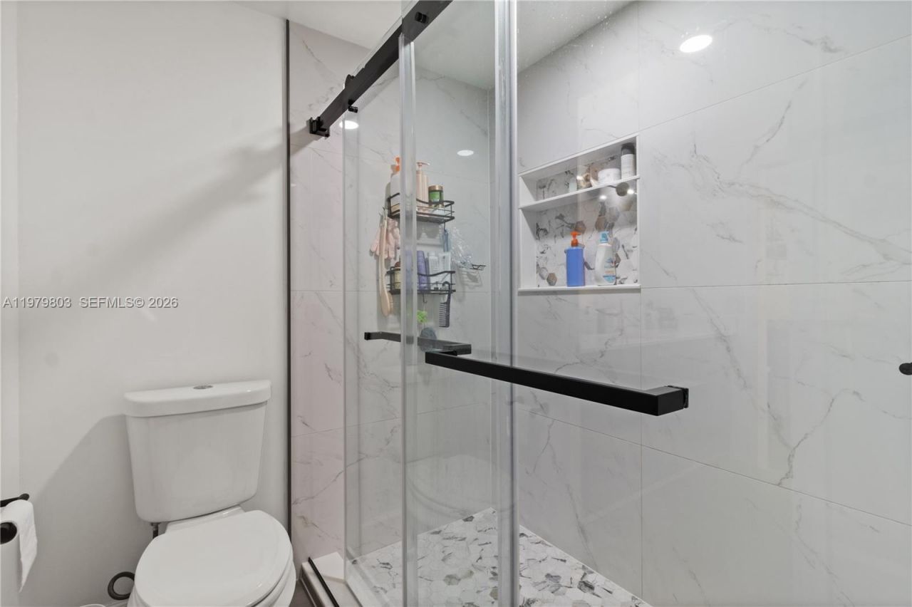 3812 NW 77th Ave , Davie, FL 33024 Photo