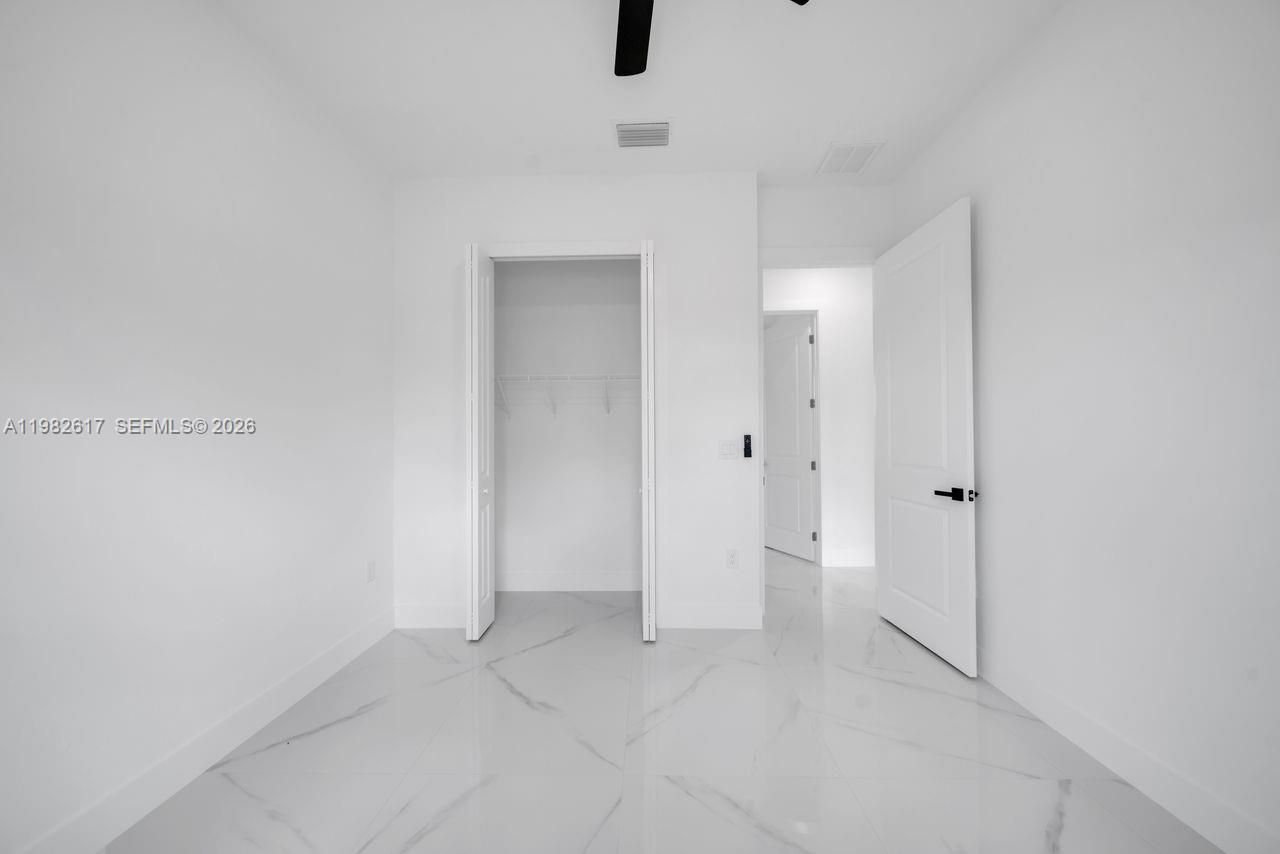 637 Summit Ave S, Lehigh Acres, FL 33974 Photo