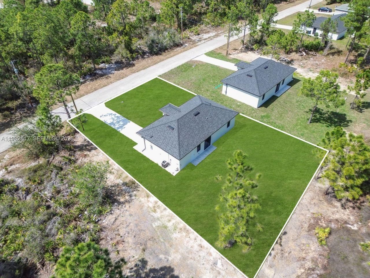 637 Summit Ave S, Lehigh Acres, FL 33974 Photo