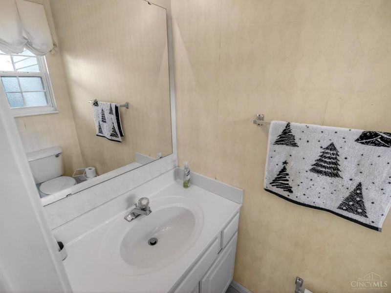 530 Park Place, Union Twp, OH 45244 Photo 6