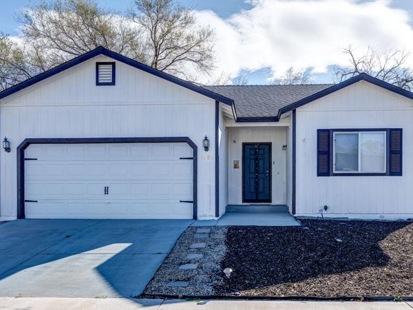 1284 Eider Circle, Fallon, NV 89406