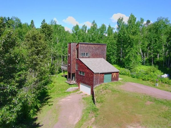 67 Snowshoe Trail, Tofte, MN 55615