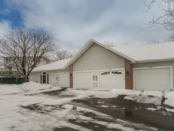 1935 Cabernet Lane NW, Rochester, MN 55901