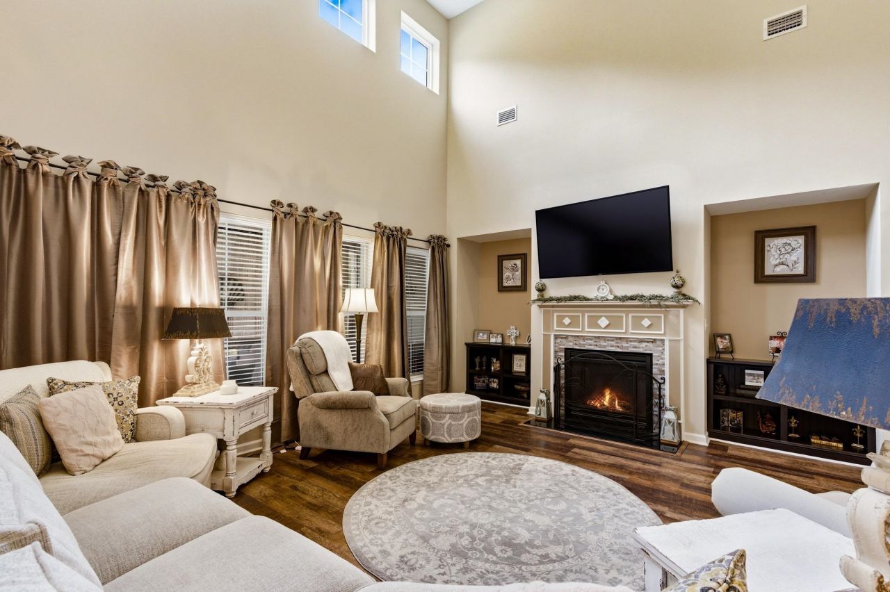 4613 Marshwood Dr. Photo 11