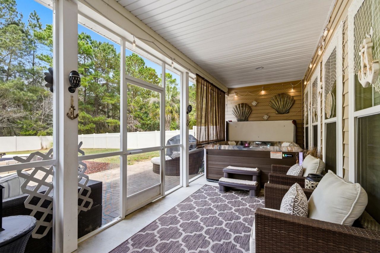 4613 Marshwood Dr. Photo 29