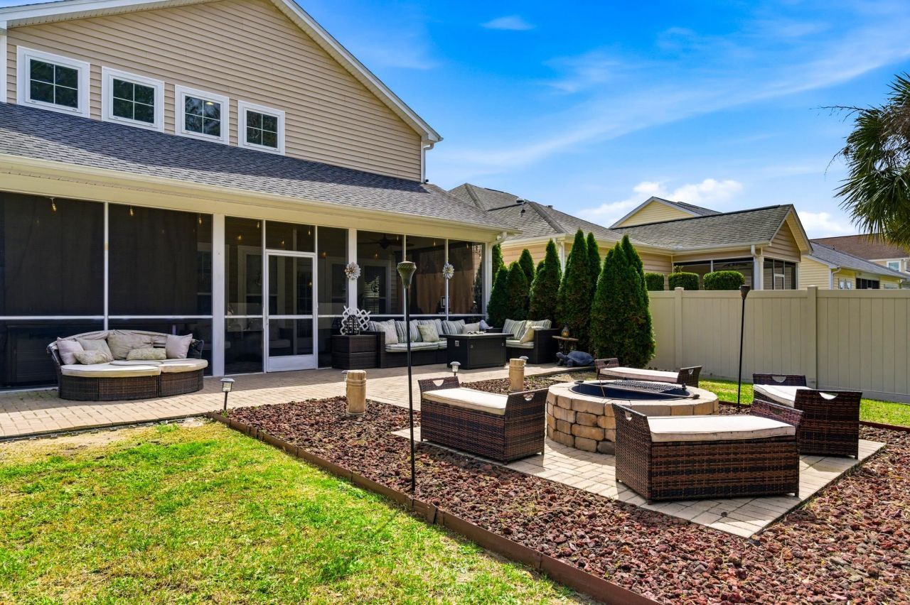 4613 Marshwood Dr. Photo 32