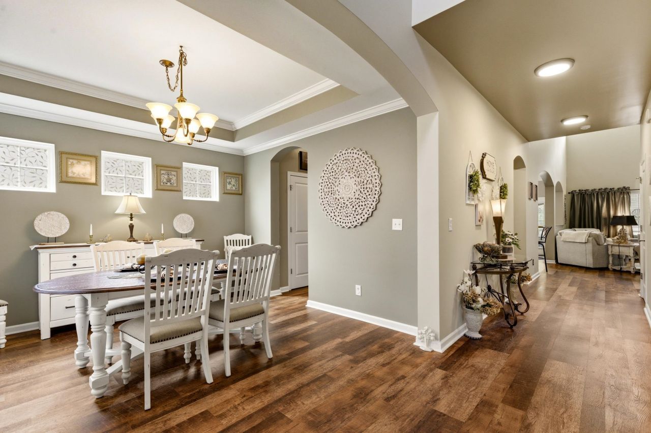 4613 Marshwood Dr. Photo 4