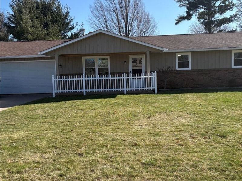 6611 Rosedale Drive, Amherst, OH 44001 Photo 2