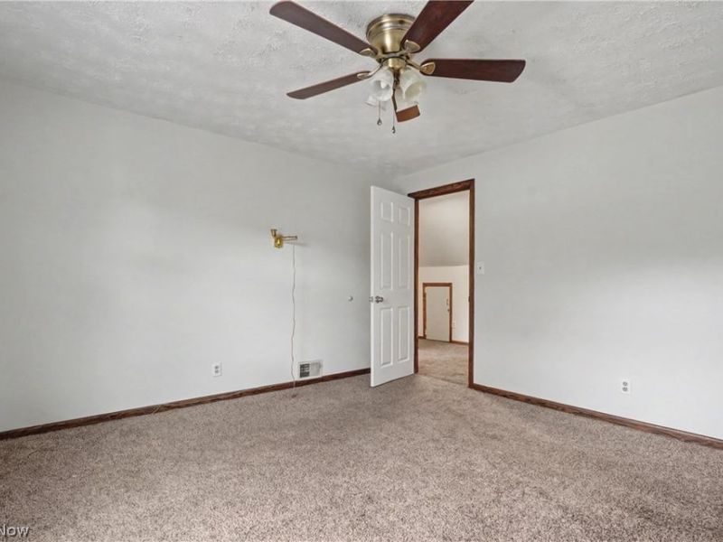 412 Orchard Avenue, Niles, OH 44446 Photo 18