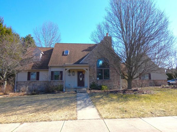 4799 Luther Path, St. Joseph, MI 49085