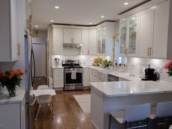 33 Claremont Ave, Unit 1, Montclair, NJ 07042