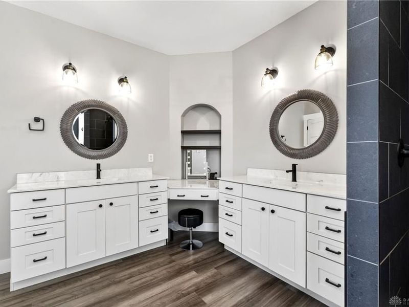 7425 Stoneham Circle, Clearcreek Township, OH 45066 Photo 17