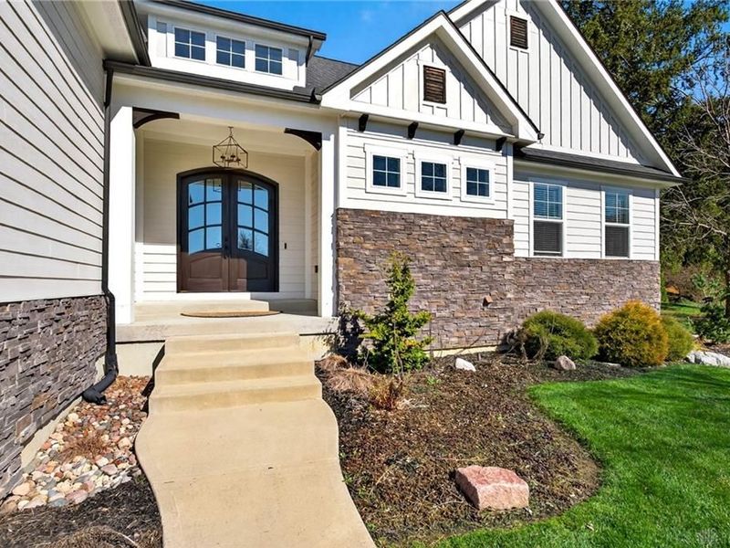 7425 Stoneham Circle, Clearcreek Township, OH 45066 Photo 3