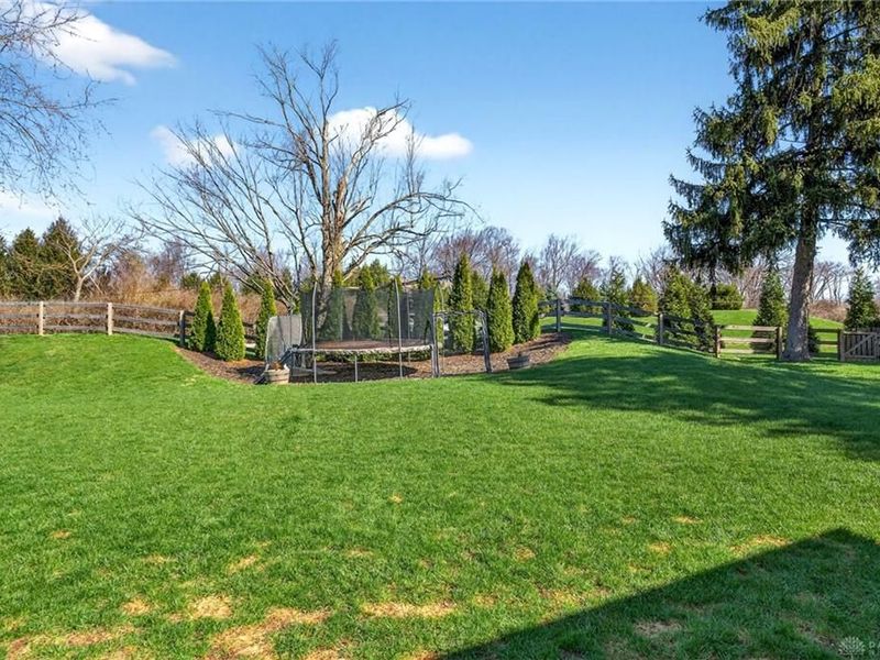 7425 Stoneham Circle, Clearcreek Township, OH 45066 Photo 32