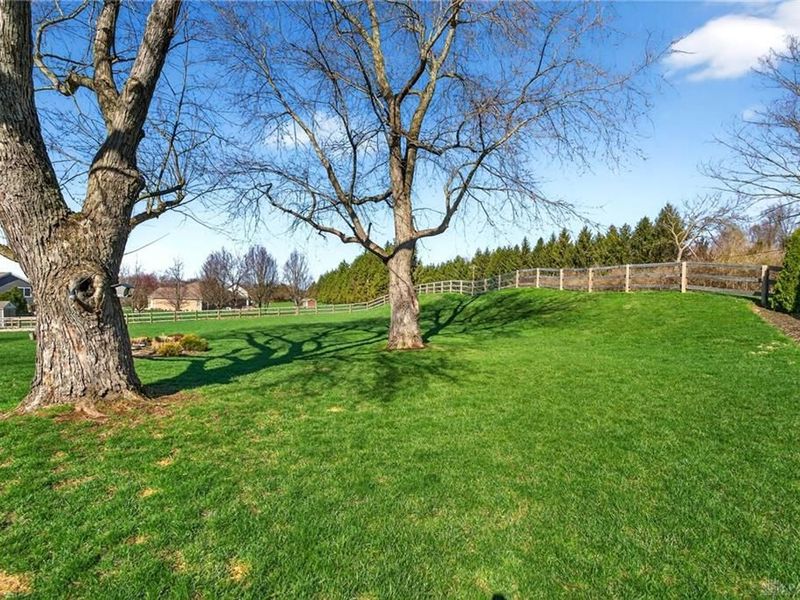 7425 Stoneham Circle, Clearcreek Township, OH 45066 Photo 33