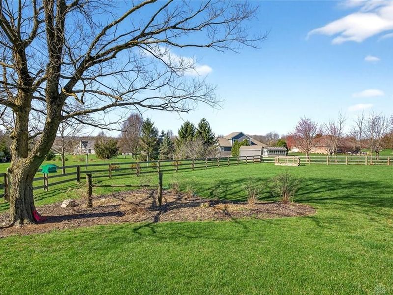 7425 Stoneham Circle, Clearcreek Township, OH 45066 Photo 37